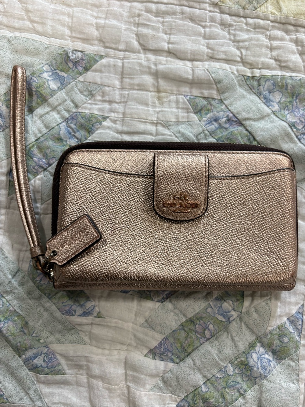 Coach Metallic Rose Gold Pebbled Leather Wristlet Wallet